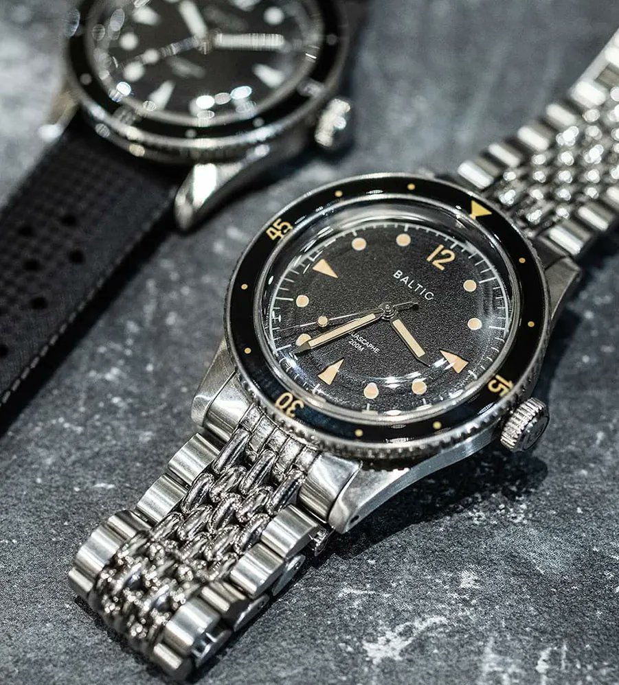 OPUMO_UK's tweet photo. Thinking of investing in a mechanical watch? 

Here's what you need to know: https://t.co/1OuAQKWPog https://t.co/GSNg9HLtaL