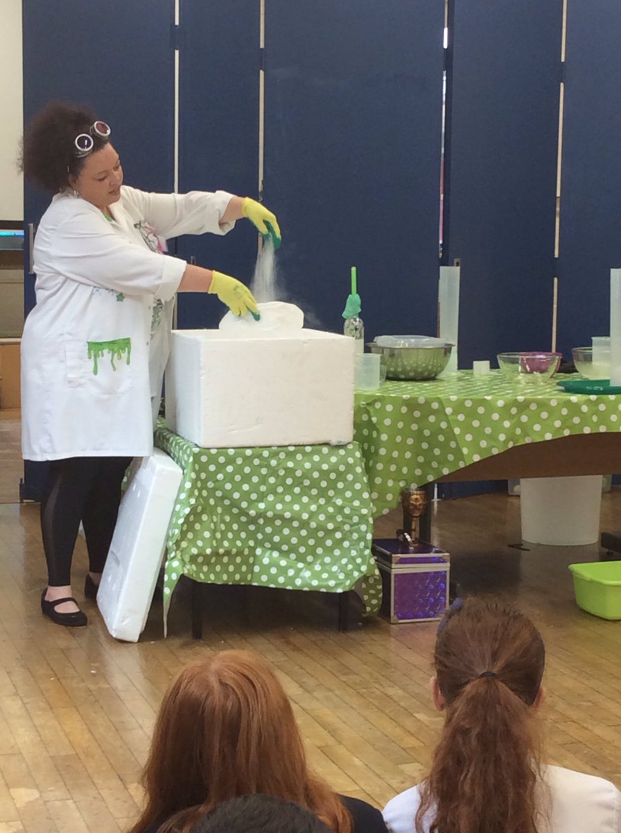 MissOsborne_NJS's tweet photo. @National_Y5 @National_Junior 

We’re annoying some @SublimeScience with Magnetic Mel this morning! Some super fun experiments with dry ice! 🌡🧪🧼 https://t.co/F58EKcGkCr