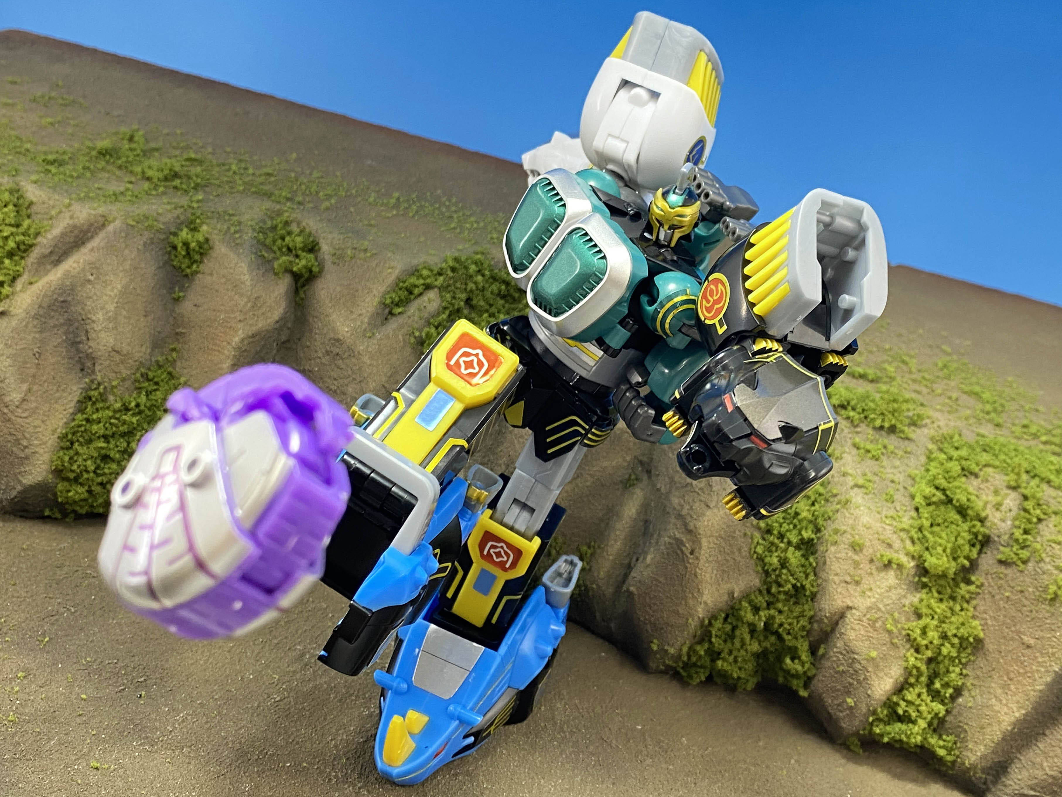 輸送箱未開封 バンダイ SMP ガオマッスル ガオライノス & ガオマジロ 輸送箱未開封 バンダイ SMP ガオマッスル ガオライノス