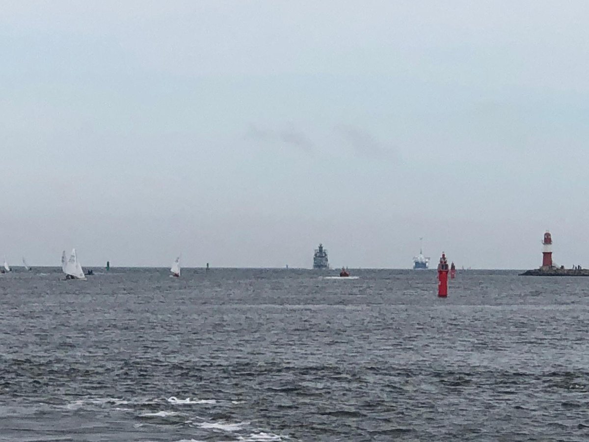 Com1DEUCorvSqn's tweet photo. Sie ist wieder da! #Korvette MAGDEBURG zurück im Heimathafen #Warnemünde #HoheDüne aus dem Einsatz #UNIFIL im östlichen Mittelmeer 🇱🇧🇺🇳🇨🇾. Willkommen zurück im #1Korvettengeschwader! https://t.co/aaoaUXnTLT