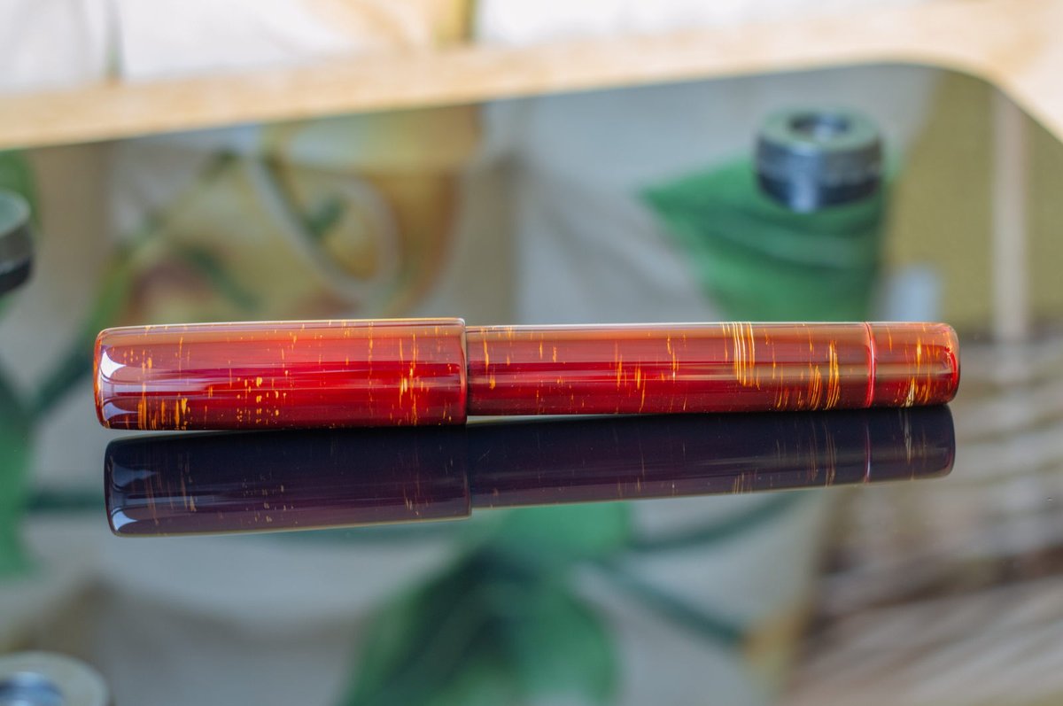 teodormircea's tweet photo. PenTeo Samurai Longsword 
Sakurakawa Nuri finished
Button filler 
380 Titan nib
Cursive italic grind @pol_carrasco @FP_nibs 
https://t.co/Q7IrjeESKR
#urushi
#pens
#handmade
#WritingCommnunity https://t.co/Qz634UpJle