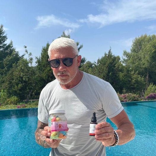 Super happy to be in involved with @supremecbd2020 ...I’ve been taking CBD oil for 2 years now, it’s the only thing that helps me sleep, my lifestyle over the years has messed my sleep up! Go to supremecbd.uk/?aff=158 use ibiza2021 for 30% off, its the best #thankmelater 🔥🧡