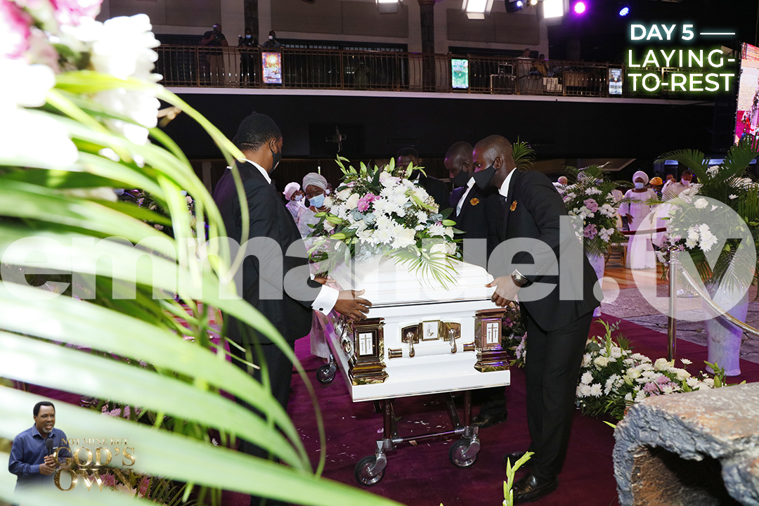 SCOANTBJoshua's tweet photo. Viewers all over the world, Good Morning And Win Today!
It is Day 5 of Celebrating The Life And Legacy of Prophet T.B. Joshua, 
when God’s servant will be laid to rest after a short service in The SCOAN Auditorium. 
Glory be to God Almighty for the life that His servant lived! https://t.co/f65TL6bc0m