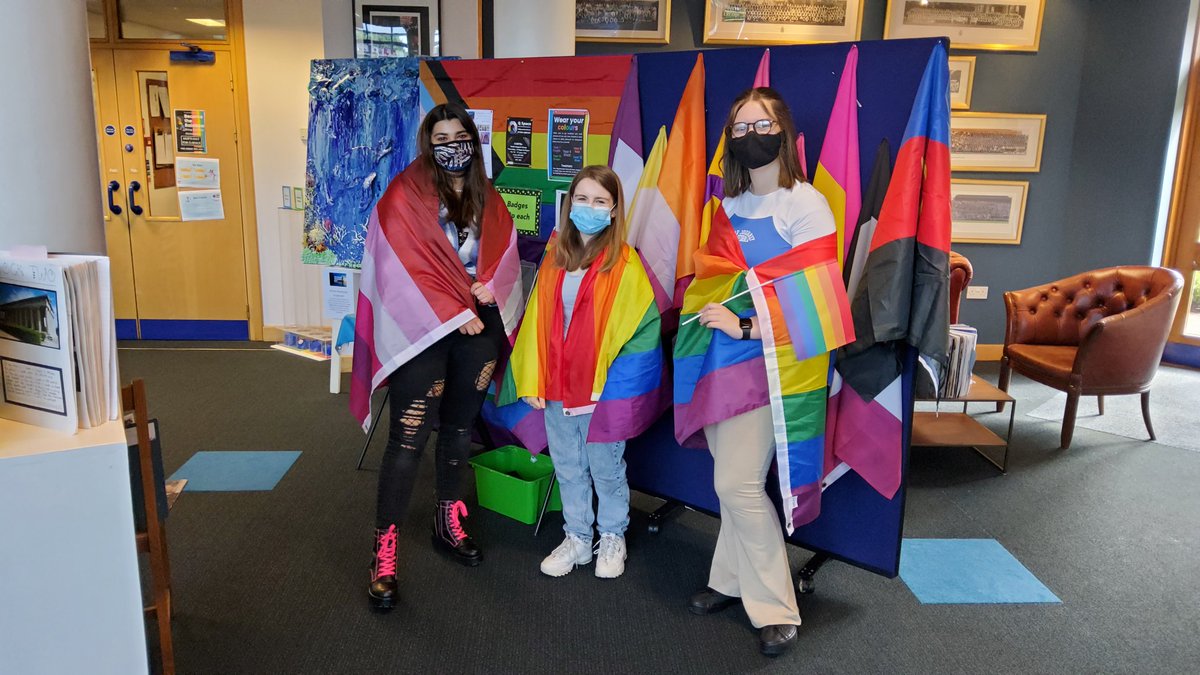 NorthamptonHigh's tweet photo. Celebrating #Pride2021 in school today with marvellous multicoloured mufti! #Undivided #GDSTfamily https://t.co/ZtmItT2yGH