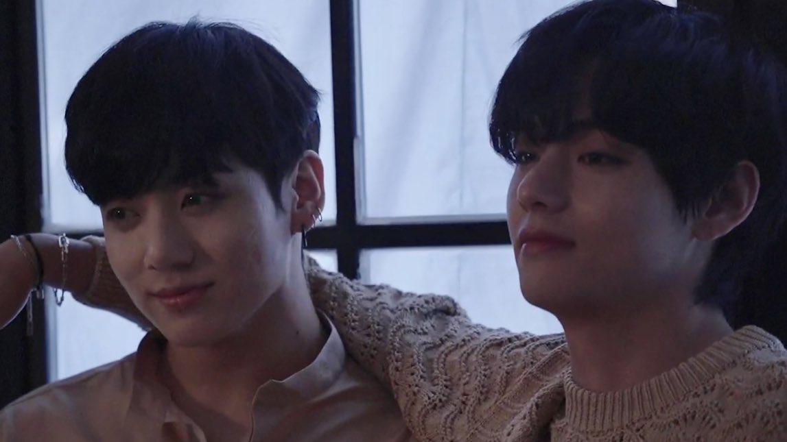 vgukayo's tweet photo. TAEKOOK SKSMSMSM https://t.co/X5cxoLm6ZN