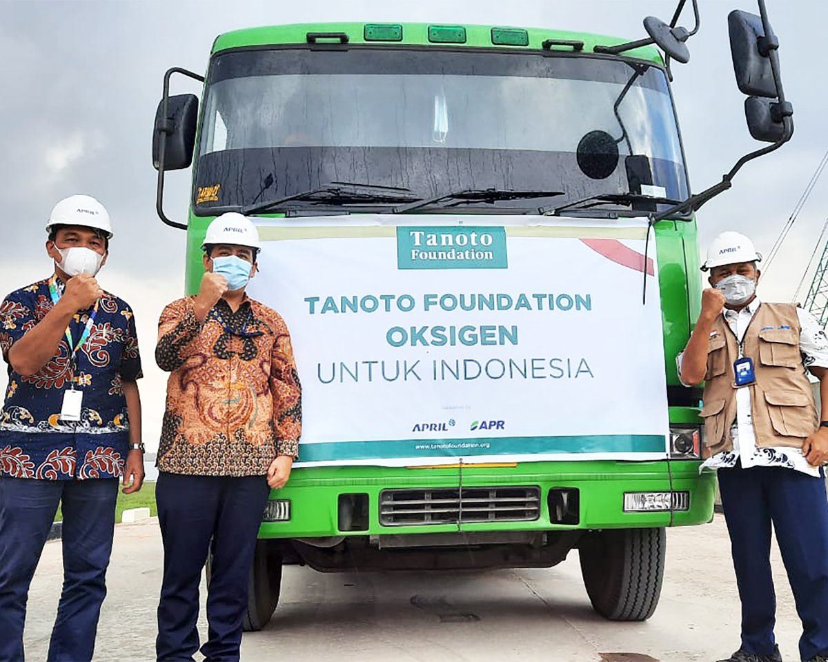 Donasi 500 ton oksigen dari Tanoto Foundation untuk Indonesia secara resmi diberangkatkan dari Pangkalan Kerinci, Riau menuju Pulau Jawa. Donasi akan disalurkan kepada sejumlah rumah sakit yang menangani pasien Covid-19.

#tanotofoundation
