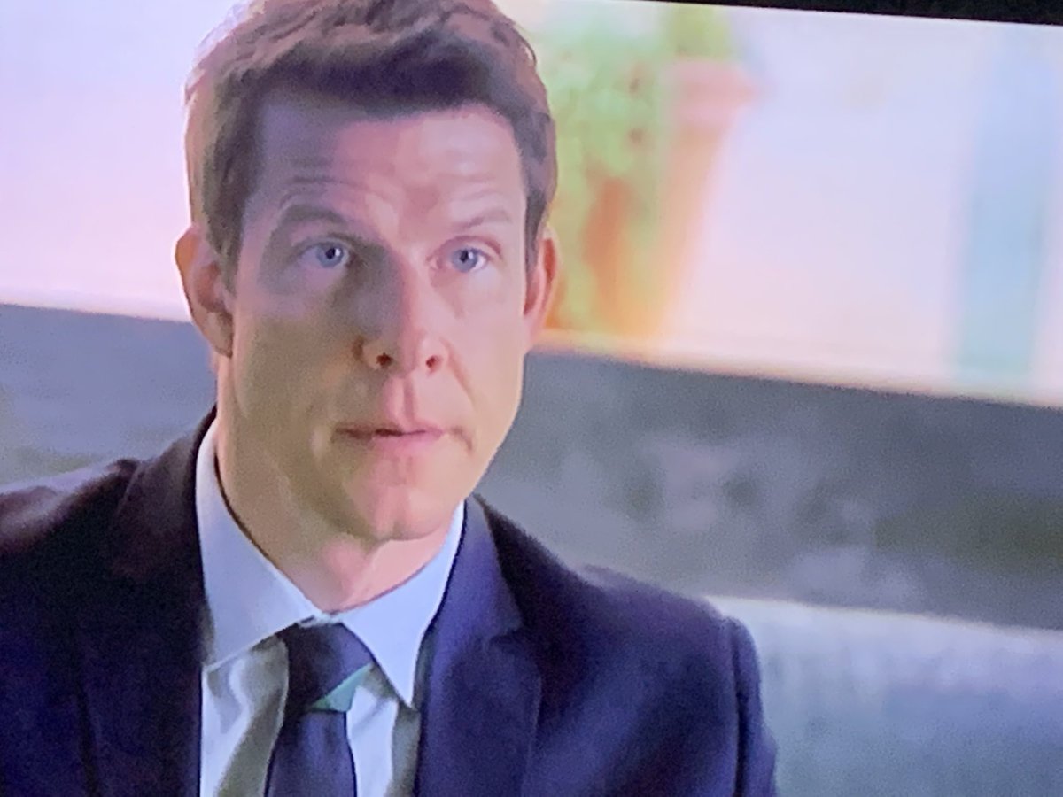 LoaderNancy's tweet image. After that engagement with his Dad, Oliver is ready to clam up, again! #POstsbles @RandPope @hallmarkmovie @Eric_Mabius @kristintbooth