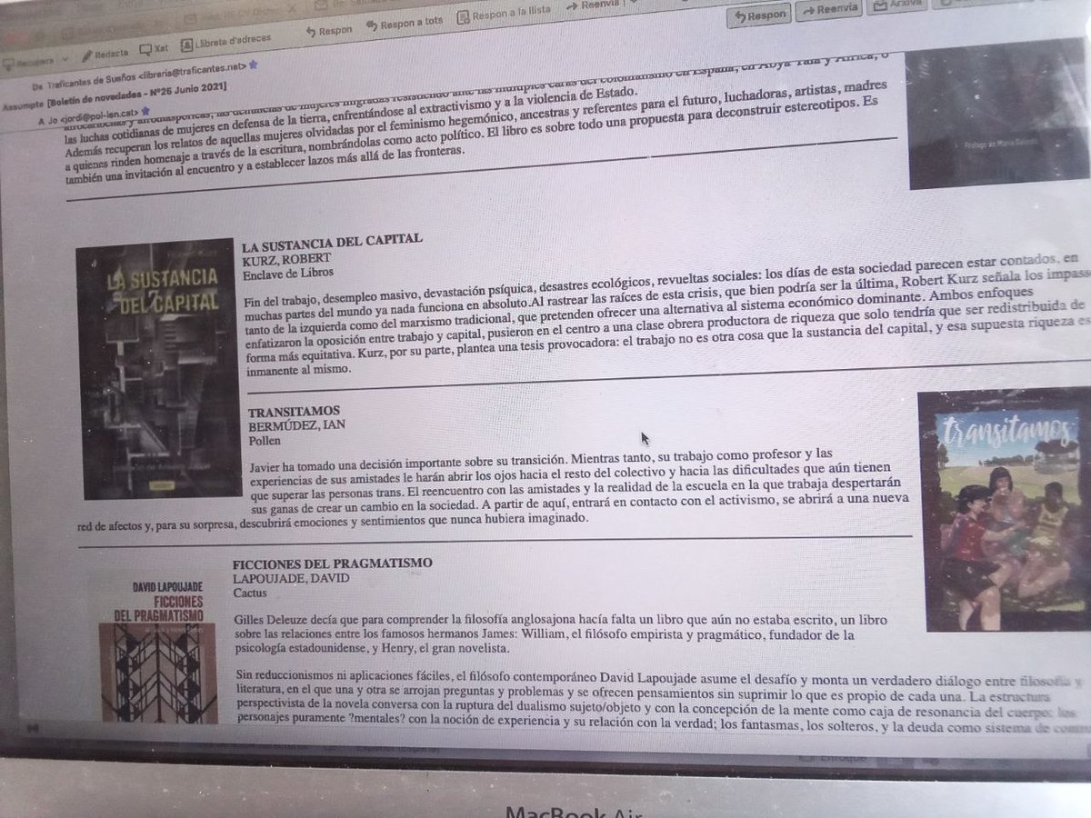 jordipanye's tweet photo. Al #butlletí de @traficantes2010 recomanen #Transitamos d' @IanBermdez1 i @luciadepalau q acabem d publicar a @pol_lenedicions am criteris d' @ecoedicio_cat Un #còmic imprescindible x fer front a coses q estan passant aquest dies! No us el perdeu! Aviat, anunicarem presentacions! https://t.co/bBOYPWSSvH