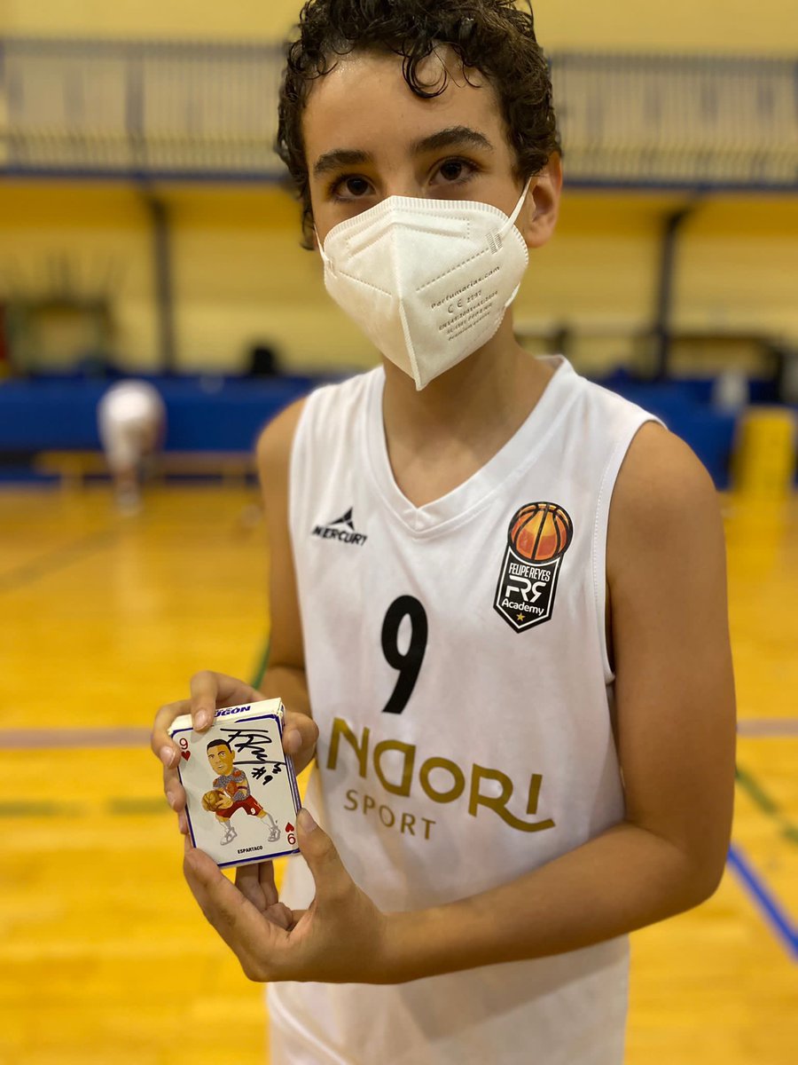 Jornada de clausura de los #Campus <a href="/9FelipeReyes/">Felipe Reyes</a> 🏀🔥

<a href="/Fun_Realmadrid/">Fundación Real Madrid</a> | <a href="/randorisport/">Randori Sport</a> 
<a href="/adidas_ES/">adidas_ES</a> | @Kaixer_es | <a href="/cdjesusmaria/">C.D. Jesús María</a> | <a href="/colegio_sscc/">Colegio SSCC MH</a>