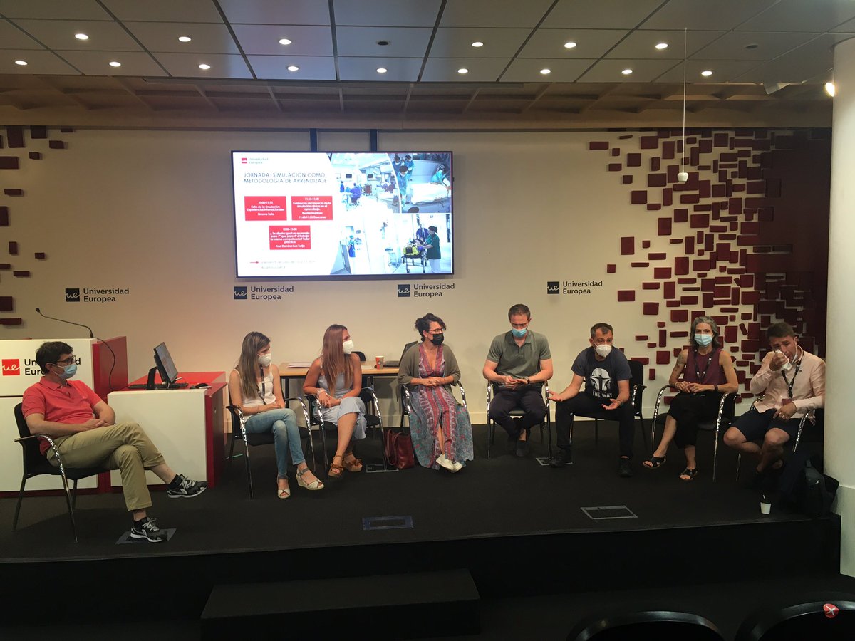 Escenario+de briefing =realidad, fidelidad, aprendizaje cognitivo, psicomotor y afectivo. #JornadasimumaciónUE <a href="/UEuropea/">Universidad Europea</a> <a href="/luistorija/">Luis Torija López</a> <a href="/ARamirezAdrados/">Ana Ramírez Adrados</a> #ModeloacademicoUE #simulaciónfisioterapia