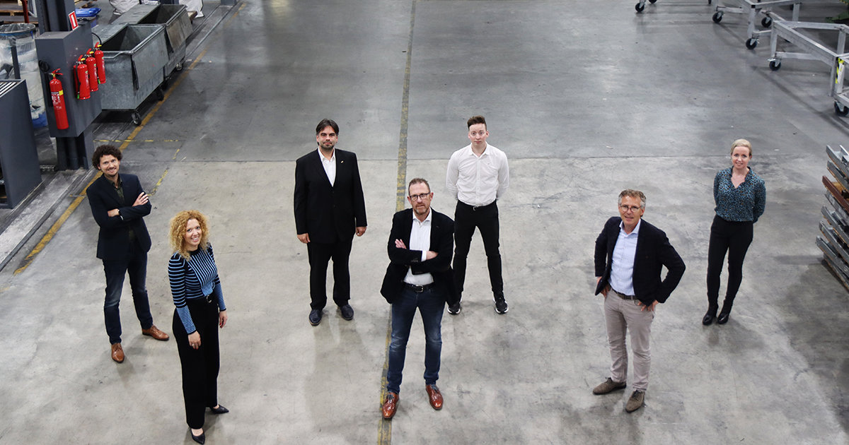 Aankomend schooljaar start <a href="/Fontys/">Fontys</a> Hogeschool Eindhoven met een vernieuwend onderwijsprogramma. Via een Google Streetview-achtige tour zullen studenten projecten en projectopdrachten in opdracht van VPT Versteeg uitvoeren. 

Lees meer: bit.ly/3e0xeMz

#samenwerken