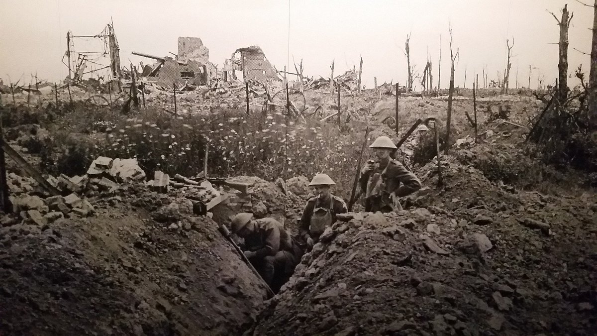 KentEyeMag's tweet photo. #KentBookClub 
Kent-born Siegfried Sassoon wrote some of the most haunting poems of World War One. His brutal imagery and fierce language in poems like The Hero and They are still shocking and emotive. He also influenced the works of his friends Wilfred Owen and Robert Graves. https://t.co/EB9xhejTk2