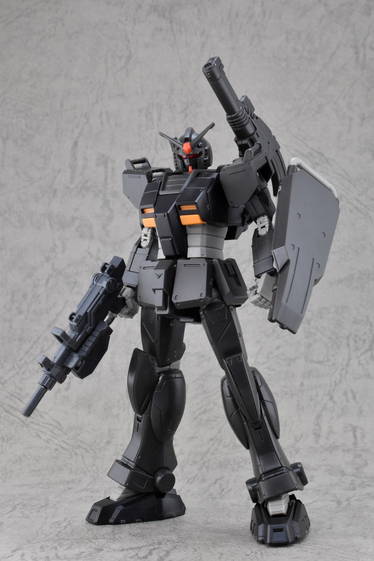 Moka Hg 局地型ガンダム 北米戦仕様 を組んでみました スタイリッシュでハイディテール 色合いも渋くてかっこいいですね 拡張性も高くて改造のベースにも良さそうです やはりオリジン系キットの例に漏れず 全体的に質の高いキットという印象でした