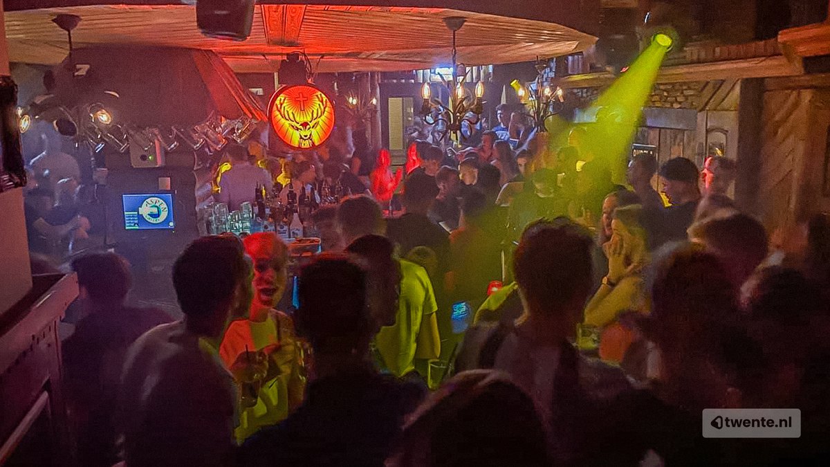 𝐀𝐬𝐩𝐞𝐧 𝐕𝐚𝐥𝐥𝐞𝐲 𝐄𝐧𝐬𝐜𝐡𝐞𝐝𝐞 𝐛𝐥𝐢𝐣𝐟𝐭 𝐤𝐨𝐦𝐞𝐧𝐝𝐞 𝐭𝐰𝐞𝐞 𝐰𝐞𝐞𝐤𝐞𝐧𝐝𝐞𝐧 𝐝𝐢𝐜𝐡𝐭

bit.ly/3ANQsyD

#Enschede #Twente #AspenValley #Aspen #Besmettingen