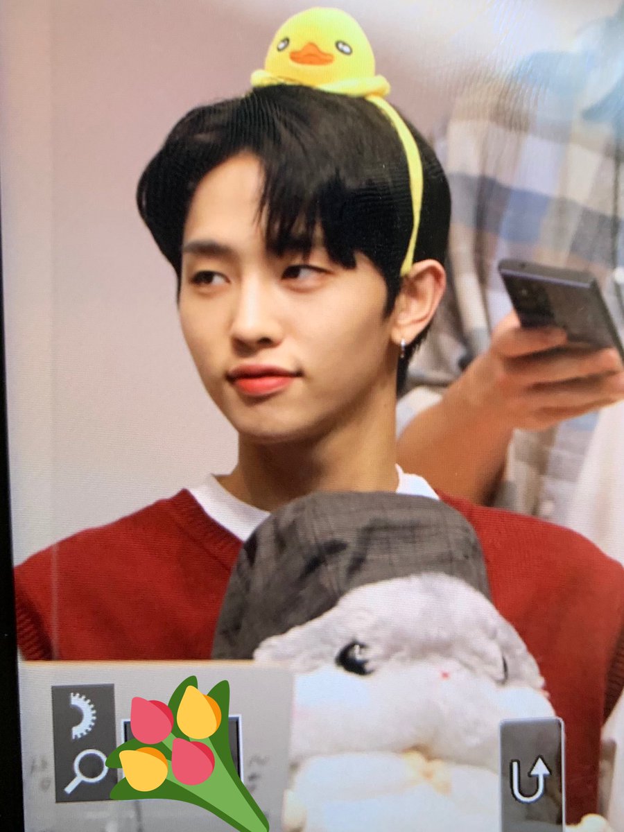 Summer___Garden's tweet photo. 210709 디엠씨뮤직 대면 팬싸 preview

#드리핀 #DRIPPIN
#이협 #LEEHYEOP #FREEPASS https://t.co/xLuq1DRqjs