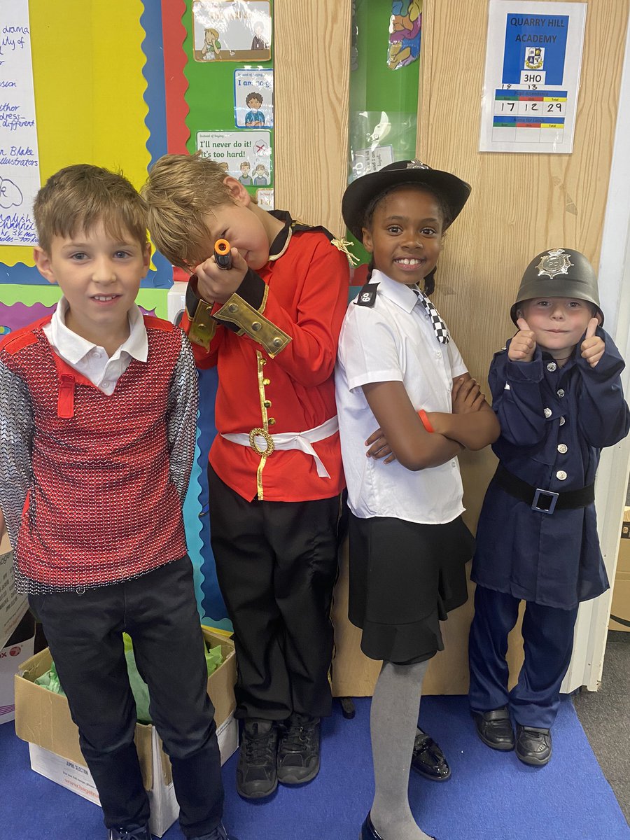 OrnerMiss's tweet photo. Here are some more fantastic costumes from our Year 3’s for our River Thames Enrichment Day @QHAThurrock https://t.co/2pk9OthePT