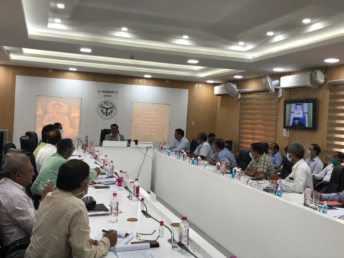 nhaiup's tweet photo. Hon'ble Dy. Chief Minister Uttar Pradesh Sh. Keshav Prasad Maurya taking review meeting of Uttar Pradesh Project along with Principal Secretary,PWD Sh. Nitin Ramesh Gokaran, Regional Officer UP West Lucknow, RO MoRTH &amp; Regional Officer UP East. https://t.co/AAHYp14pz8