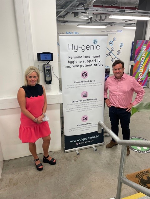 AlderHeyInnov's tweet photo. We are delighted to have the team from @Hy_genie_io with us today @AlderHeyInnov Centre,  presenting a feedback on the pilot study in #pathology @AlderHey.🌈
@Hy_genie_io is an #Innovative hand hygiene system to improve patient safety &amp; reduce healthcare associated infections.🚀 https://t.co/fcHdBpX5Pa