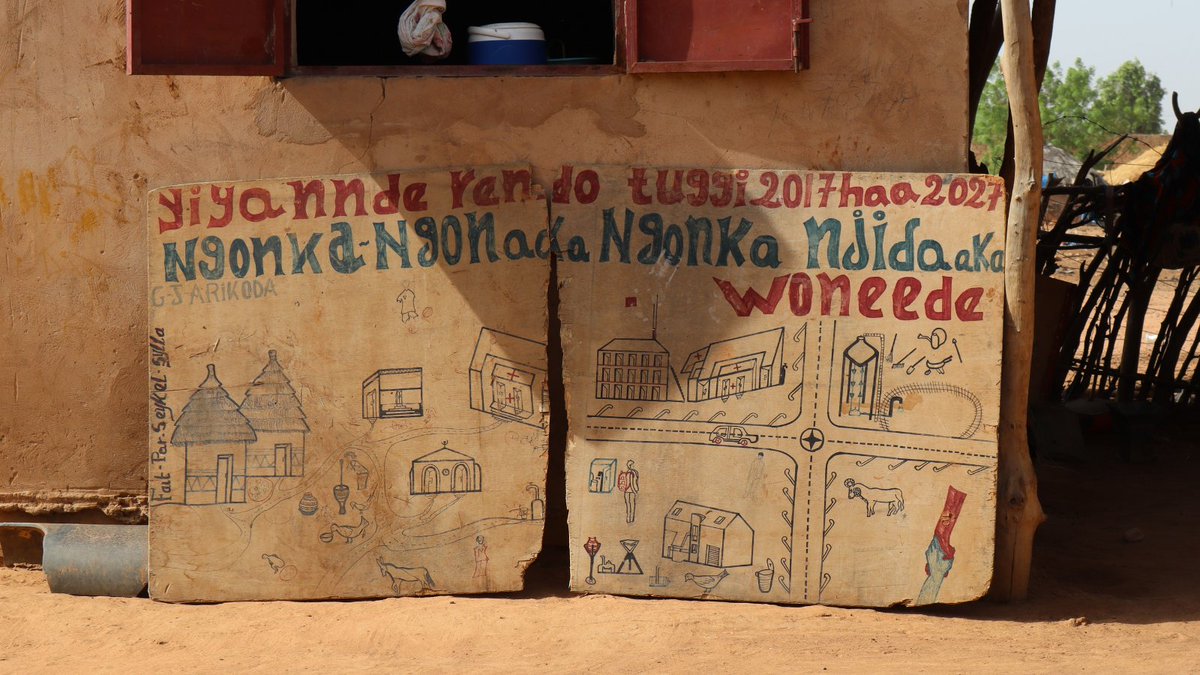Community vision board in Arikodaa, Ranérou - #Senegal 🇸🇳

The Community Management Committees take forward the community’s vision for sustainable development.

#SustainableDevelopment #DignityForAll