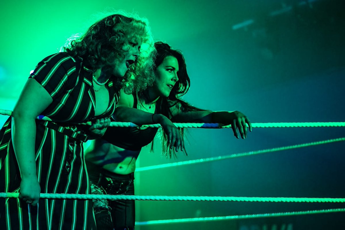 MollySpartan's tweet photo. We glow green because we are MONEY ๐๐ธ๐ต๐ฐ
#SHEWOLVESINSURRECTION ๐บ๐บ
1 day before me and @KaseyOwens5 show @InsaneChampWres this
#ICWFightClub on the @wwenetwork @peacocktv
#mollyspartan #shewolves #shewolf #femalewrestling #femalewrestler #icw #wwe #wwenetwork #kaseyowens https://t.co/YaQSeUo9ll