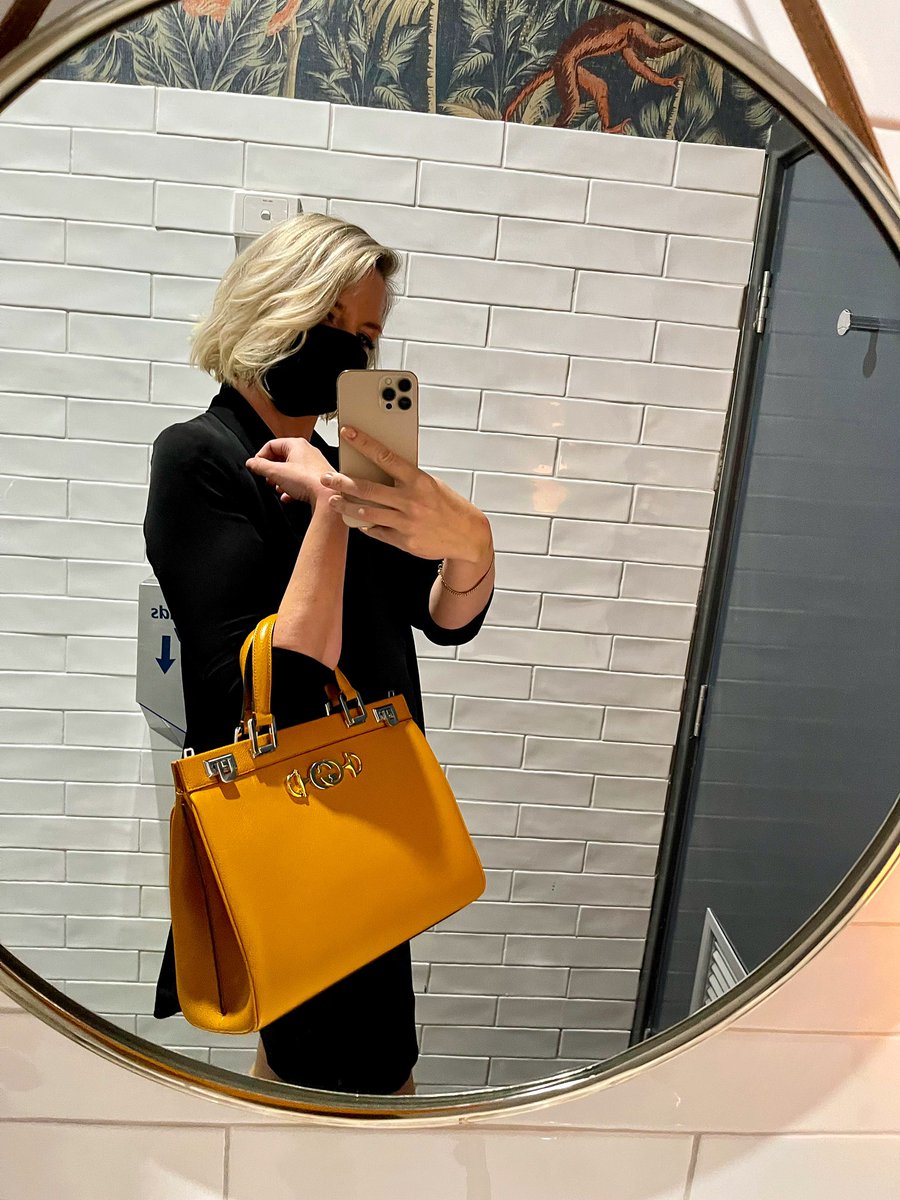SamB11's tweet image. When you dress to match the bag #gucci @gucci #guccibag #thebestaccessory