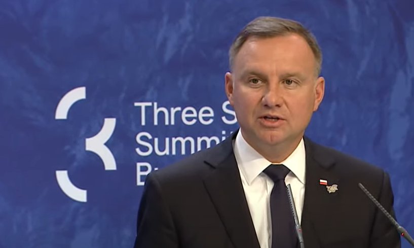 .@AndrzejDuda during #ThreeSeasSummit: today there is talk of shortening the supply chain and restoring Europe's production capacity. It can be said that #ThreeSeasInitiative is in the vanguard, even before anyone thought about the pandemic, we started working in this direction