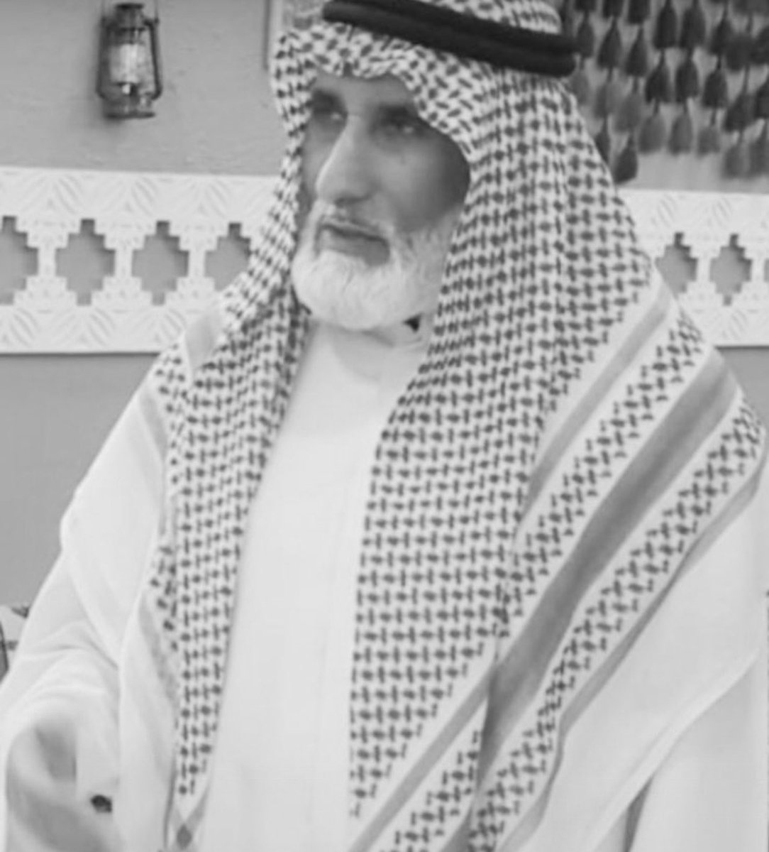 خالص العزاء وصادق المواساة         لعائلة العشبه الكرام في وفاة الرجل الصالح الناصح الطيب المغفور له بإذن الله العم
طخطيخ نهار العشبه العنزي

نسأل الله أن يغفرله ويرحمه ويتجاوز عنه ويسكنه فسيح جناته، ويصبر أهله ومحبيه ويربط على قلوبهم
إنا لله وإنا إليه راجعون