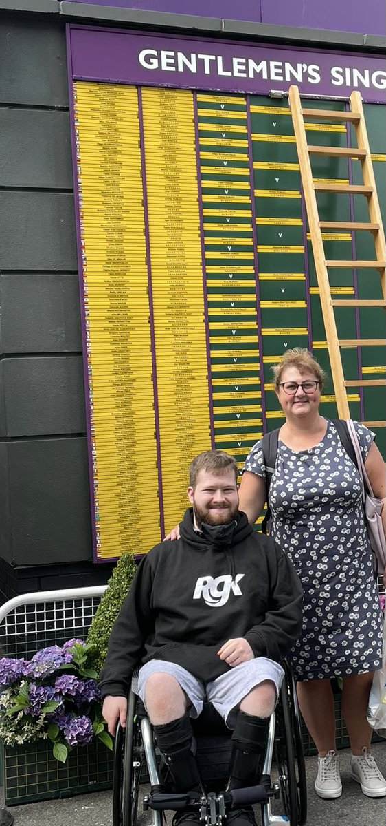 Christine_cja06's tweet image. Sponsoring @RGKWheelchairs @Wimbledon #sub4 #frontwheel #smartdrive #freedom #accesswithease  #gamechanger
