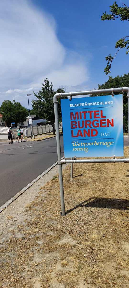 Bfultra's tweet photo. Und hier die Weinvorhersage... https://t.co/Nhc9zPzNNv