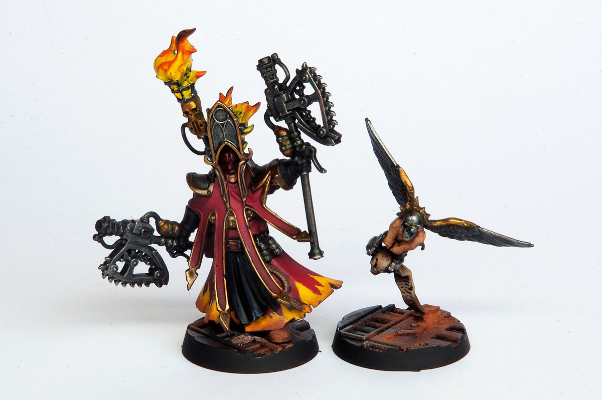 tomstallard's tweet photo. The #redemptionists are massing in the hive…. #necromunda #paintinggamesworkshop #redemptionistsnecromunda #warhammercommunity @WarComTeam https://t.co/kOlteVWGFT
