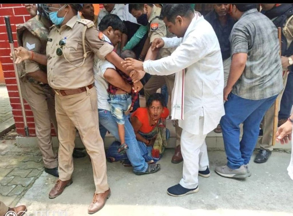 srinivasiyc's tweet photo. उत्तरप्रदेश में चुनाव हो रहा है? https://t.co/YJqA6ow0uo