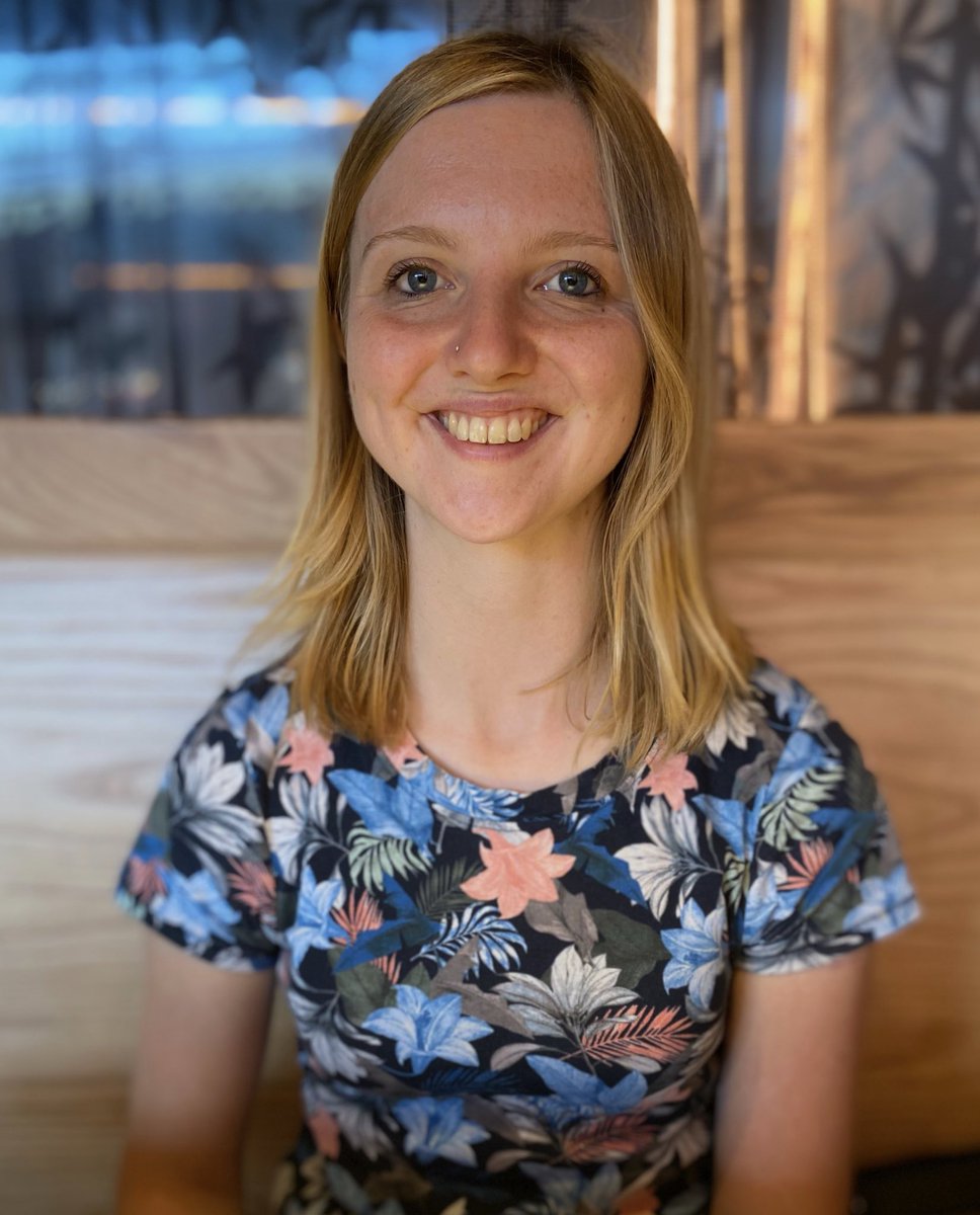 There are 5 months between these photos. 

In the first, I was on a psych ward, suicidal, and had lost all hope. The second is from last night, out for a meal, genuinely smiling, and so grateful to still be here.

Please keep going - better days are coming 💚