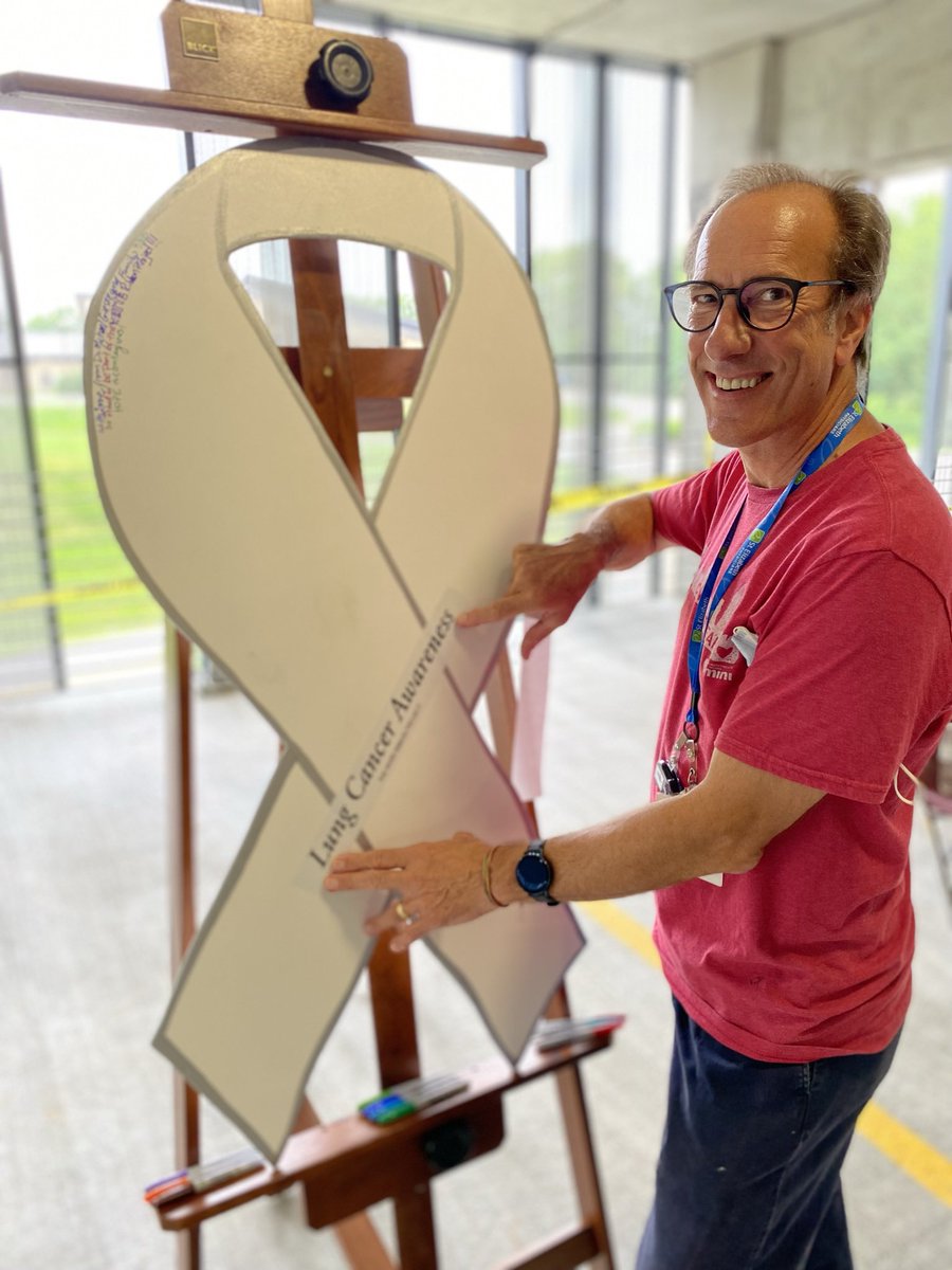 chrisdraft's tweet photo. Thank you @mrgieske &amp; the @StElizabethNKY family for creating an amazing #thewhiteribbonproject event yesterday!  #commitment #earlydetection #lcscreening #Changingthefaceoflungcancer #community #inclusive @GO2Foundation 
#CenterofExcellence #lcsm @TheWRP4LC https://t.co/uYgRFVL8mU