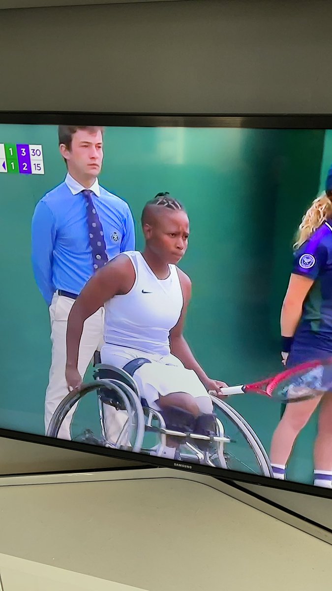 PLMyburgh's tweet image. SA’s Kgothatso Montjane currently kickin’ ass in her #Wimbledon semi-final match. Go go go!! 🇿🇦