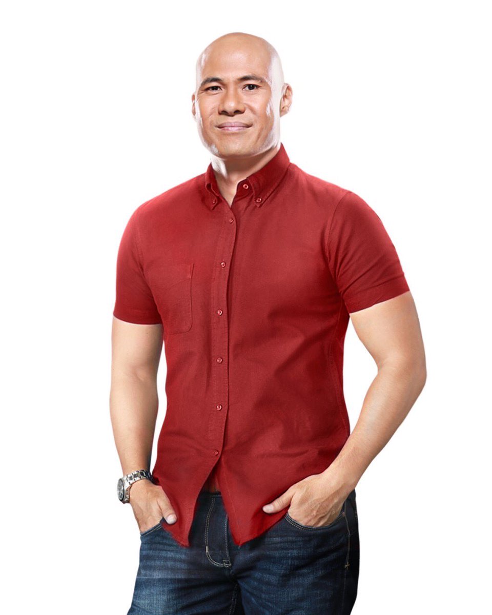 mydeeds's tweet photo. #RovilsonFernandez, mapapanood muli sa GMA!
Mapapanood muli ang #AngPinaka ngayong Hulyo sa GMA Network! Reunited muli ang host ng award-winning at long-running infotainment program na si Rovilson Fernandez at ang viewers ng nag-iisang countdown infotainment show ng bansa. https://t.co/4AL6yVpcjC