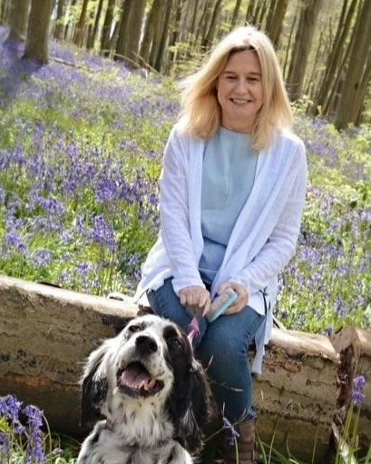 Back in 2015, I thought I had my life all figured out. I had survived a stressful divorce and navigated my new life as a single mum, to create a brand new life for myself, by starting my own successful online business @craftecademy.  

But, after my brain hemorrhage, my world, as