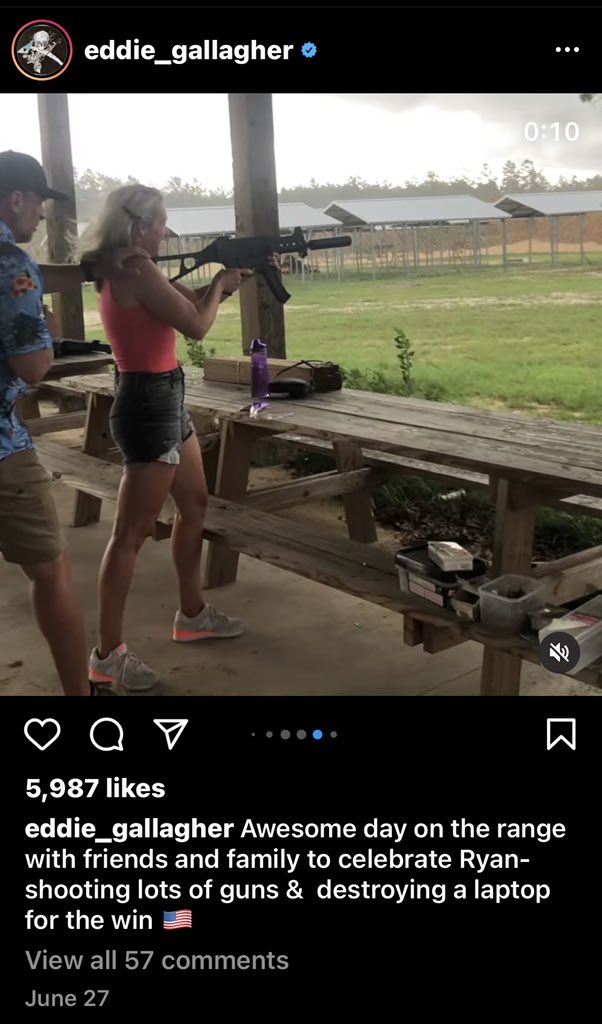 deiustitiaadrem's tweet photo. #LLTRB MURDERER Eddie Gallagher and his fam have an extraordinary/extreme obsession with weapons orcI just live to peaceful 🕊 a life and need more weapons?
https://t.co/cRygU0Y1Da https://t.co/TWGvPXLI5M