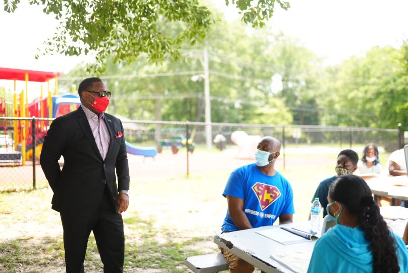 SCSSuptRay's tweet photo. There’s no denying the DEDICATION of @SCSK12Unified teachers &amp; families!

Our Summer Learning Academy is off to a great start as we provide enriching LEARNING OPPORTUNITIES during the break. Students @RichlandSCS were excited to help me brush up on my math and reading skills. 😌 https://t.co/oMB5Kc1VTW