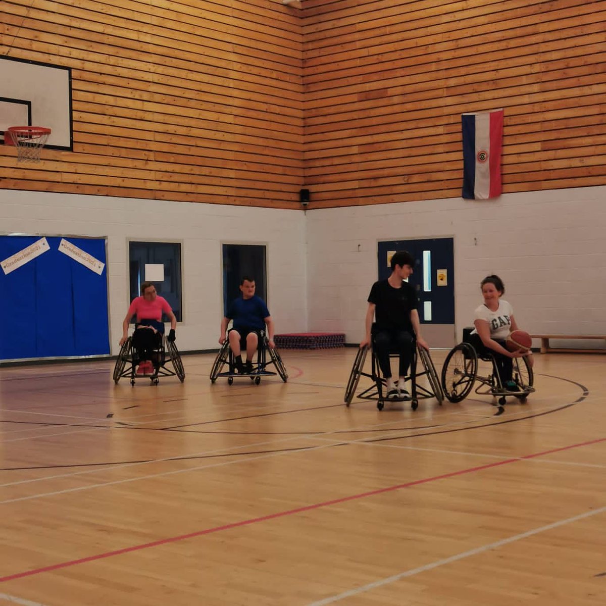 It is so good to be training and working on our FUNdamental skills together. Never stop using time to work on basics. Pushing, passing, dribbling, shooting, teamwork #ProudToBeVikings ❤️🏀