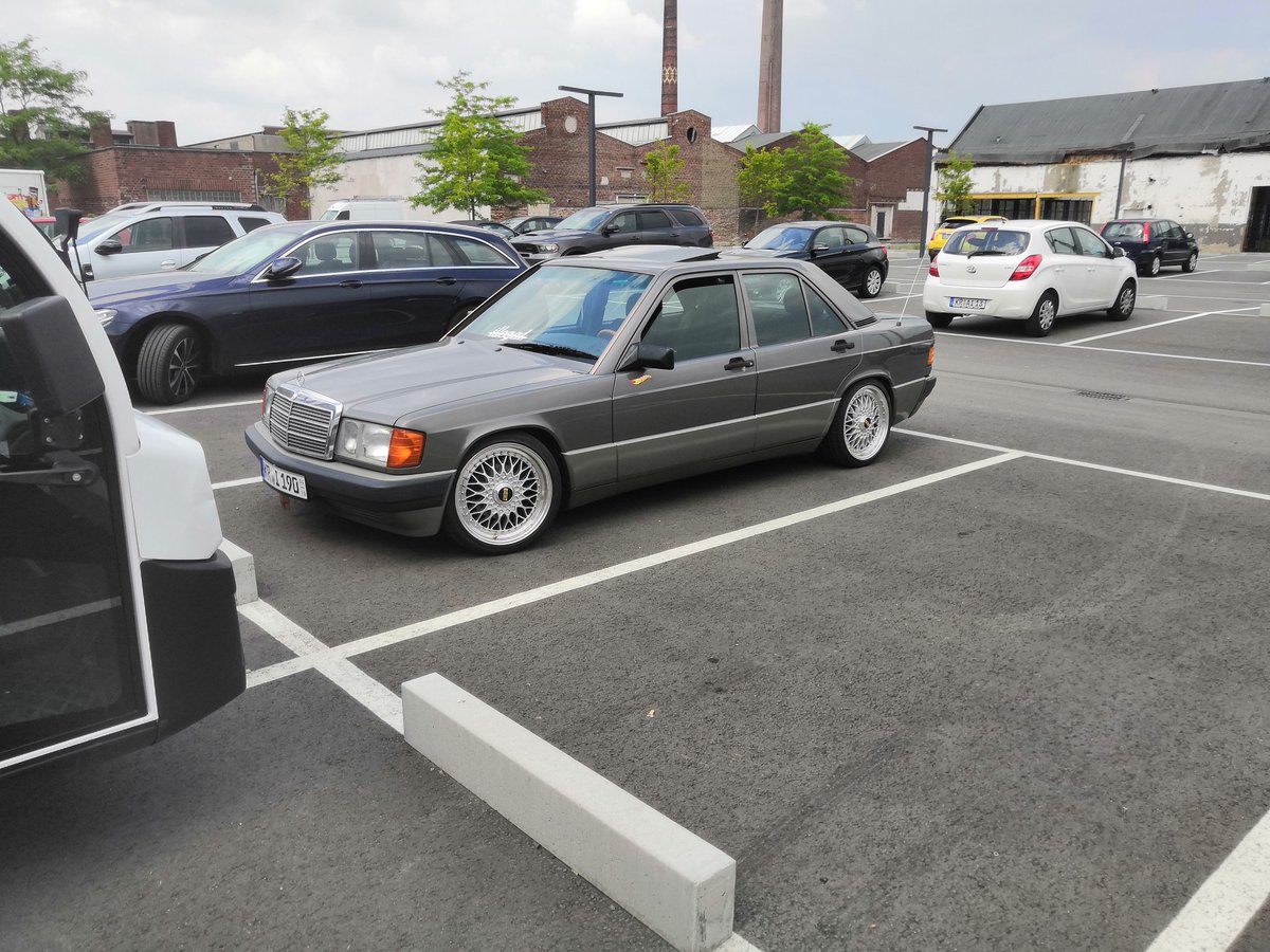 Wir sind übrigens wieder vereint 🤝