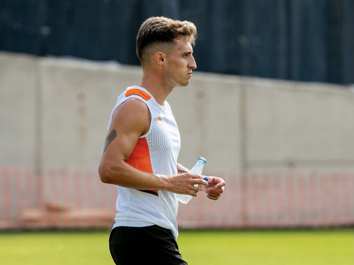 Vuelta al trabajo 💪🏼⚽️ #JuntsAnemAMUNT