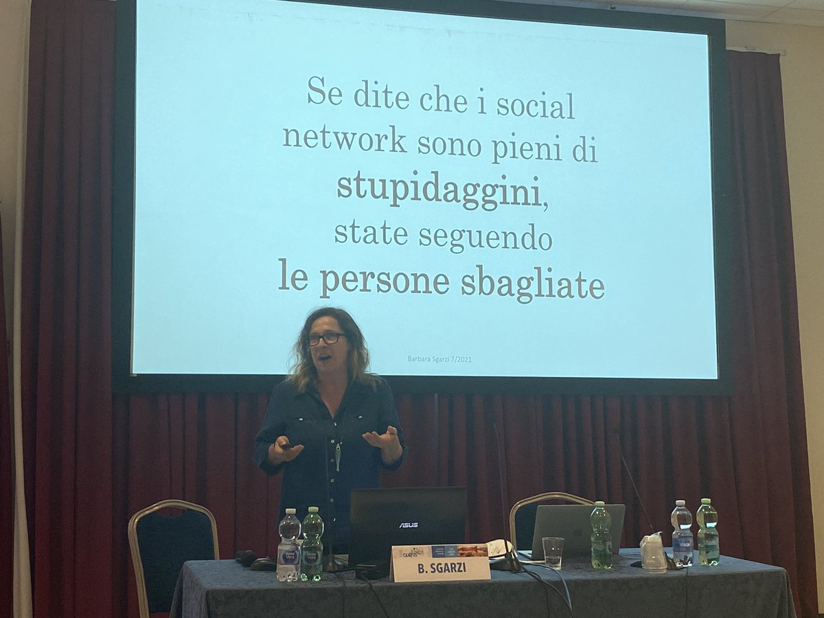 SIRyoung_IT's tweet photo. E tu chi segui? 😜 social media strategy with @barbarasgarzi at #SIRyoungCampus

@SIRreumatologia @SIRyoung_IT https://t.co/HAbBiYKwkr
