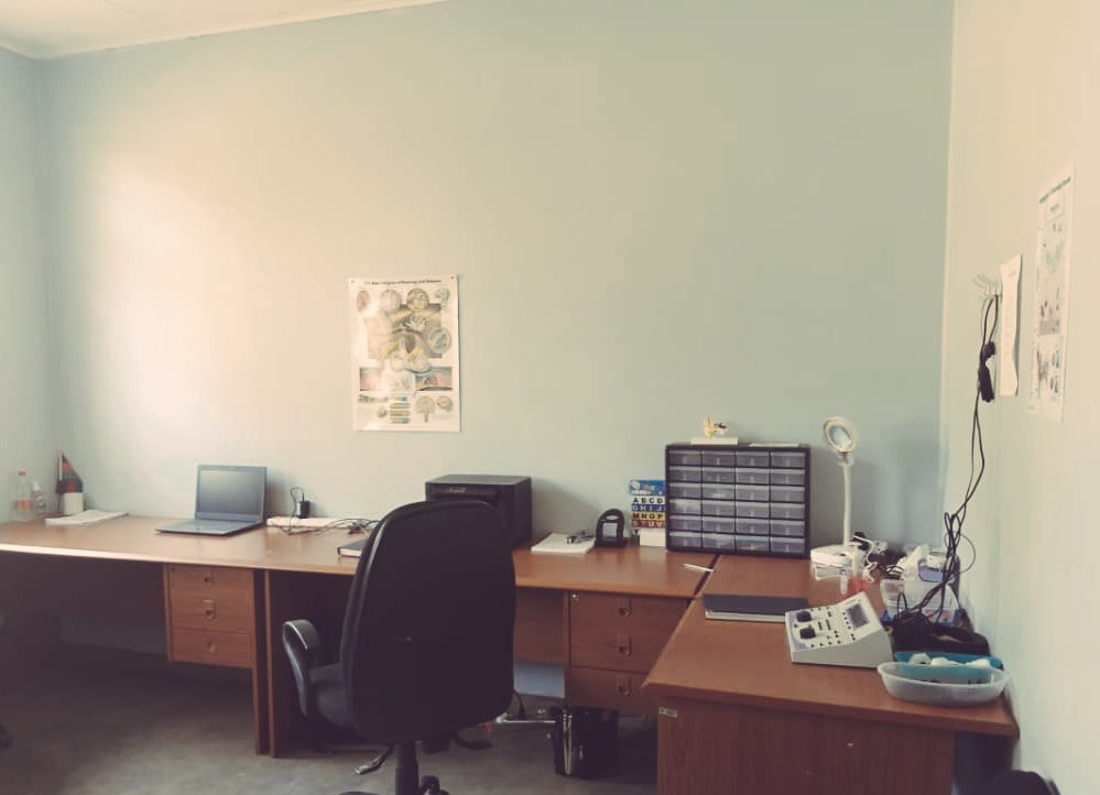 Thanks to our project with <a href="/DeafKidzIntl/">DeafKidz International</a> we now have a fully functioning audiology clinic! #audpeeps