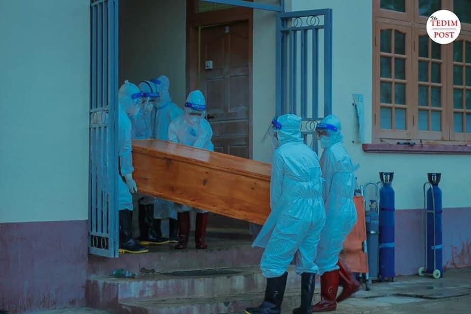 media_chin's tweet photo. A 36-year-old woman from Tedim and a 58-year-old man from Hakha died of Covid-19 on 8 July. A total of 51 people died of Covid across the country yesterday.

Photos:Tedim Post
#WhatsHappeninglnMyanmar https://t.co/14outU6zJO