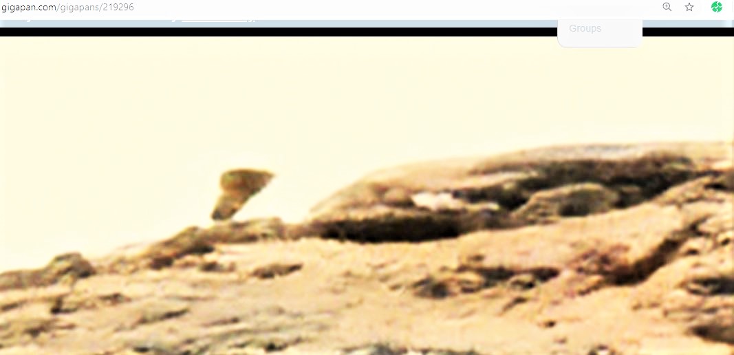 ObjectsU's tweet image. Extremely strange object imaged by Curiosity on Mars...Look at BOTH images....it almost shouldn't exist....great debate as to what this is? What say you?