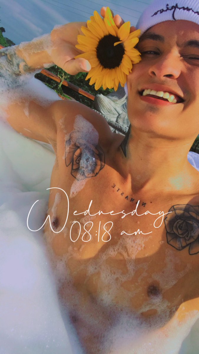 TheRayCourtois's tweet image. Namaste💎🍷🌻