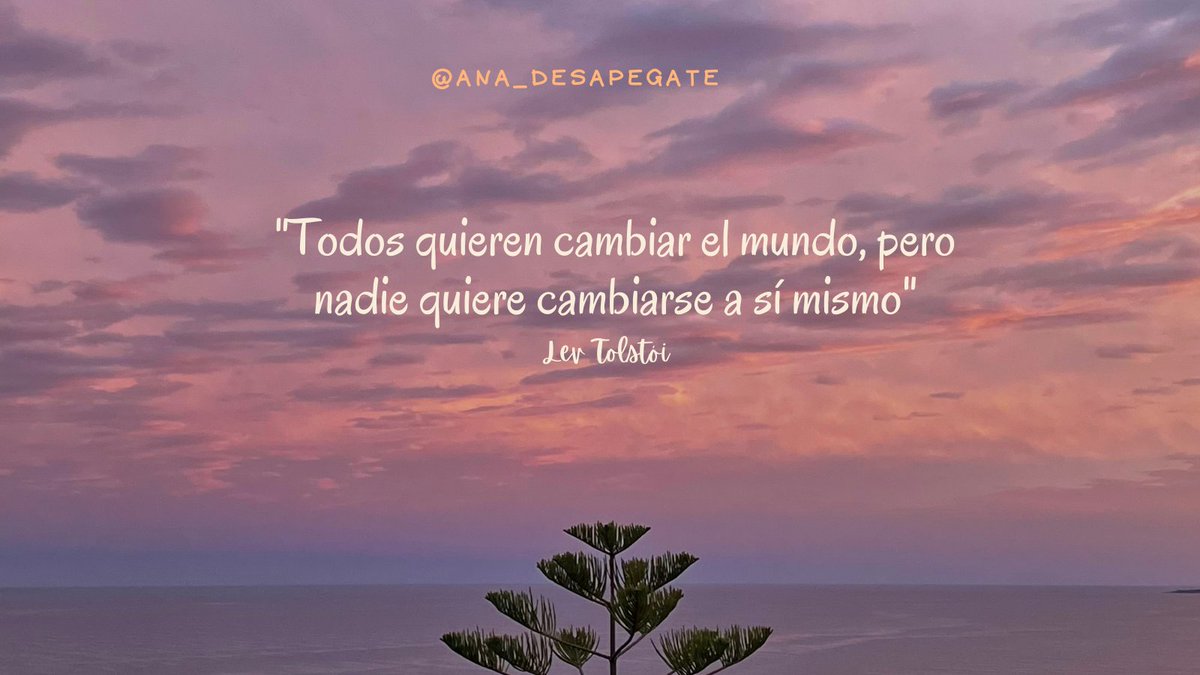Siempre echaba balones fuera.
Siempre la culpa era de él. 
Porque 'yo no lo haría así'.
Hasta que aprendí que la única responsable de todo lo que me pasaba era yo misma.
Dejé de señalar afuera para mirar hacia dentro. 
¿Sabías que el cambio empieza por ti?
#autoconocimiento
