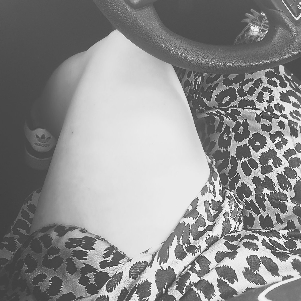 ArkanaMint's tweet photo. Erotic Firewater Friday! Get your drinks ready for tonight's stream! 7pm PST #streamer #aesthetic #blackandwhite #gamergirl #thickthighs #thickgirlmagic https://t.co/tMzCenvwgQ
