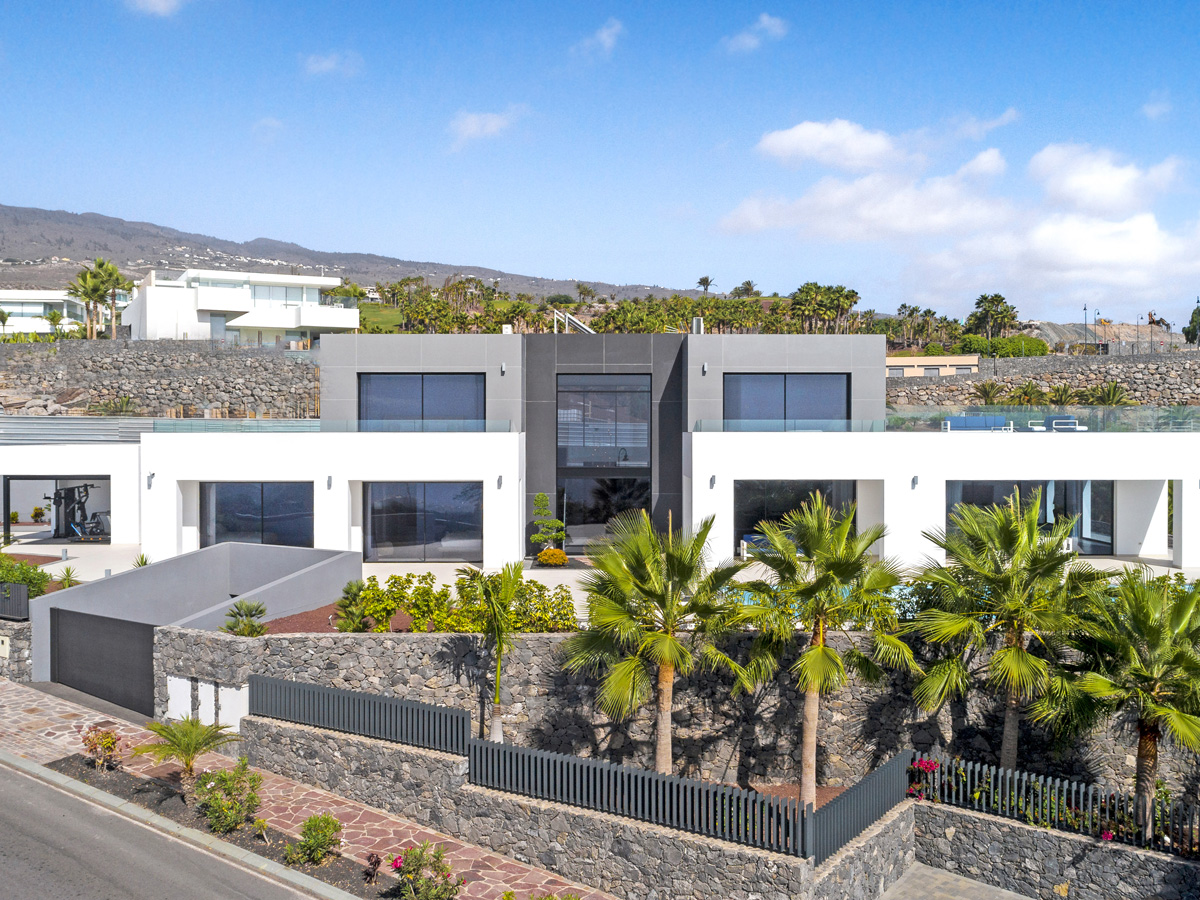 The Canary Islands real estate market is booming. Read more about it in the #E&amp;V blog: engelvoelkers.com/d/7SqC/