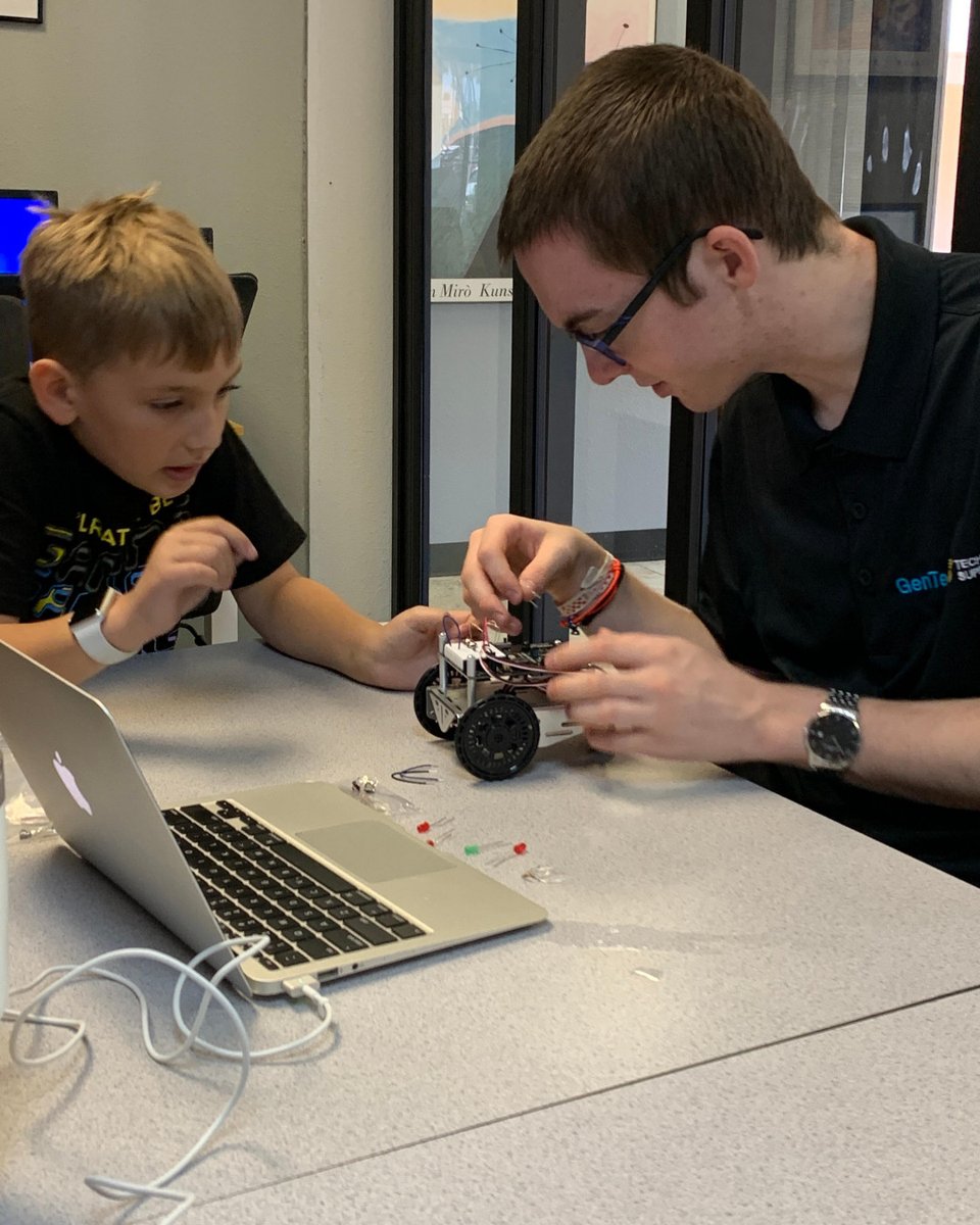 GenTechSupport's tweet image. This week we built and programmed our cyberbots in the our Cyber Defenders camp!🤖 Another week full of fun! 
Come join the fun before summer ends at
gentechsupport.com/kids
#summercamp #coding #robotics #gentech #kidstech #cybersecurity